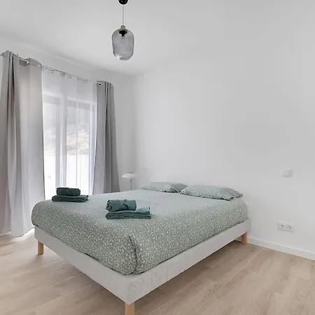 14 Esteva R Cb 5 Min To The